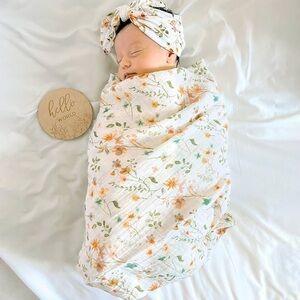 Organic muslin swaddle set